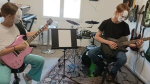 Cours de guitare électrique en Duo